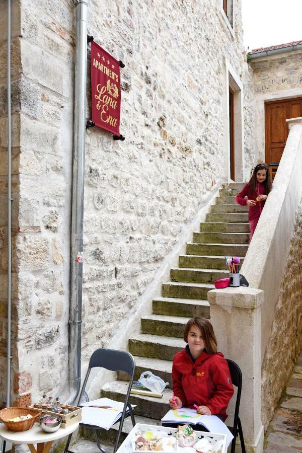 Lana & Ena Apartments Kotor Eksteriør bilde